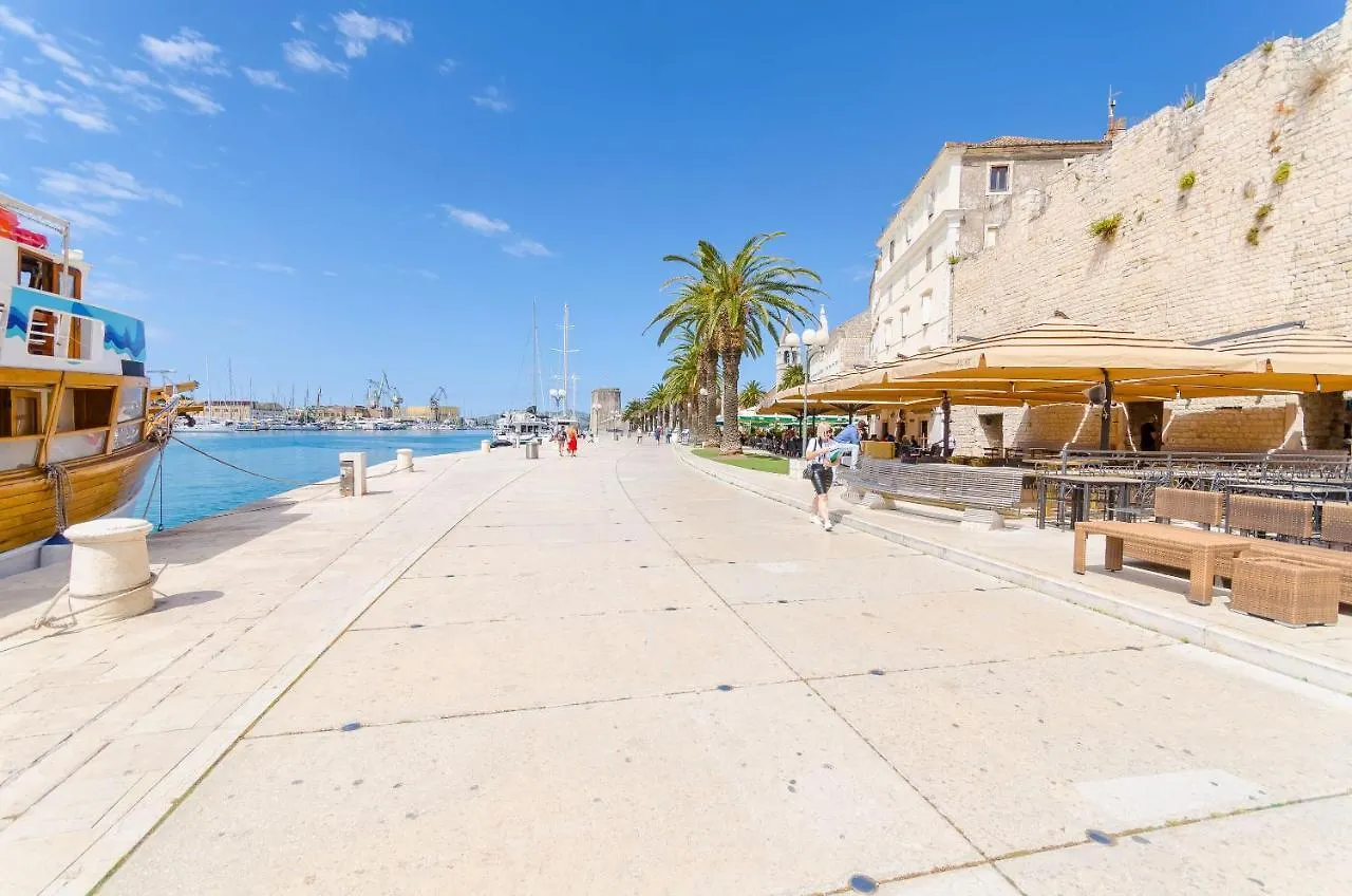 Apartments Old Town Trogir