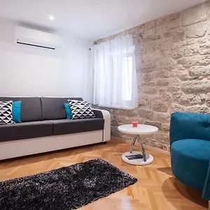 Heart Of Apartment