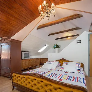 Patricia Apartment